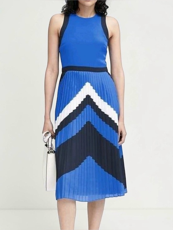 Banana Republic Dresses & Skirts - Banana Republic Pleated Chevron Midi Dress Vibrant Blue Size 4 *Flaw/Read